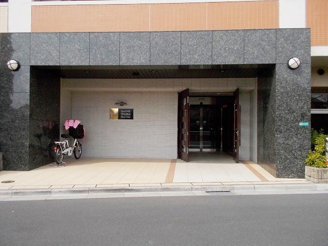 18/18 エントランス