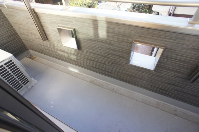 15/18 バルコニー