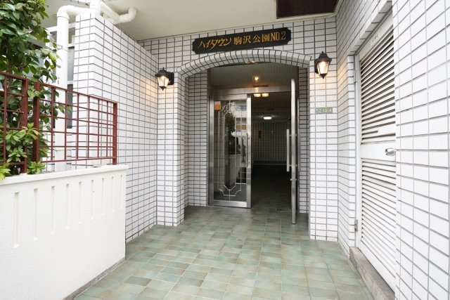 13/23 エントランス