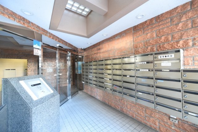 2/4 エントランス