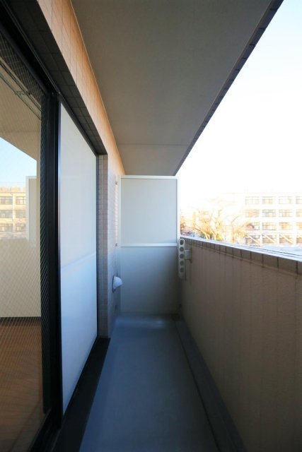 13/22 バルコニー