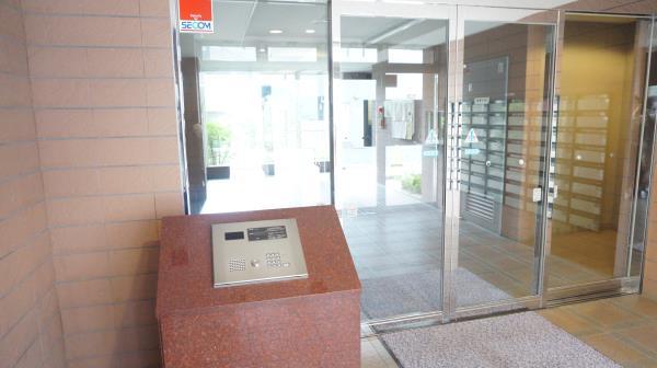 2/5 エントランス