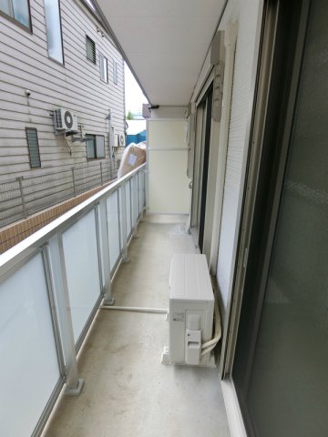 16/23 バルコニー