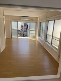 3/3 リビング/ダイニング