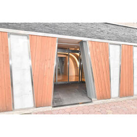 16/16 エントランス