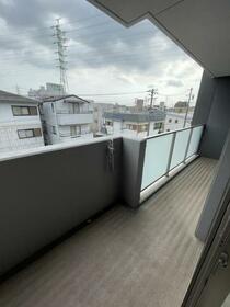 13/16 バルコニー