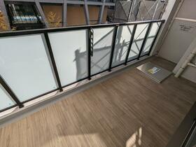 13/16 バルコニー