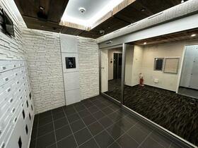 2/2 エントランス