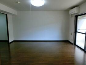 4/13 リビング/ダイニング