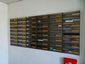 14/14 エントランス