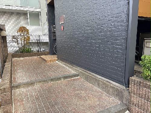 14/14 エントランス