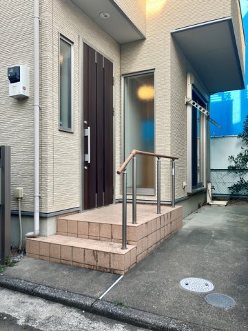 17/17 エントランス