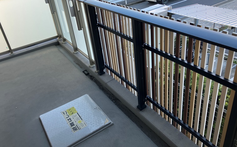 13/17 バルコニー