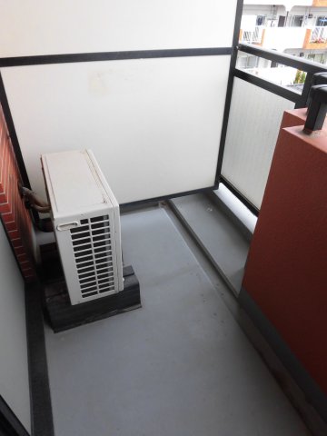 13/20 バルコニー