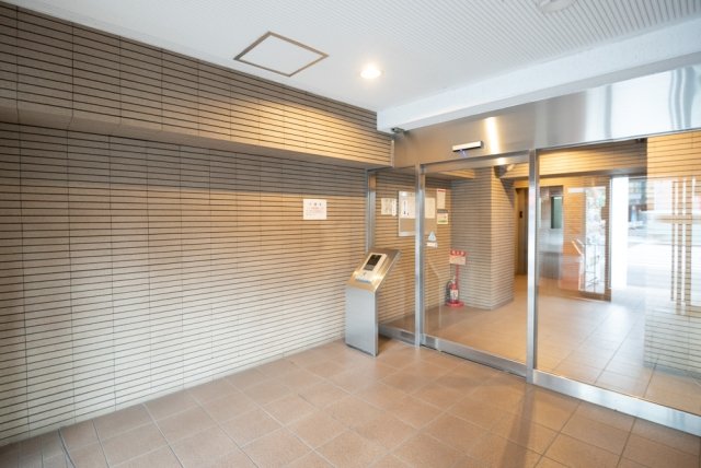 3/4 エントランス