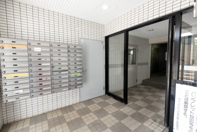 3/4 エントランス