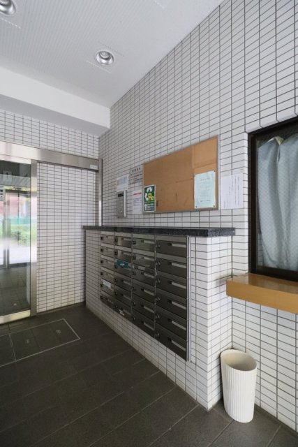 17/18 エントランス