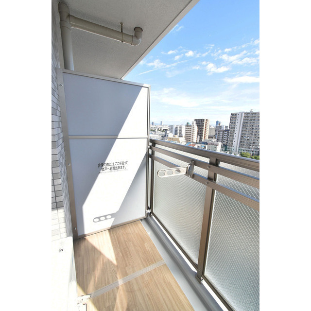 20/27 バルコニー