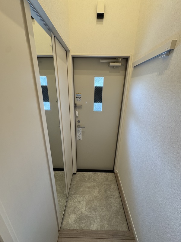 8/18 玄関
