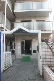 15/15 エントランス