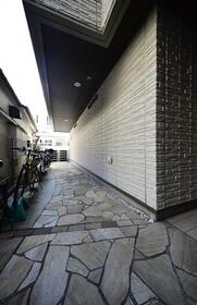 14/16 エントランス