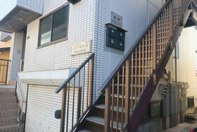 15/15 エントランス