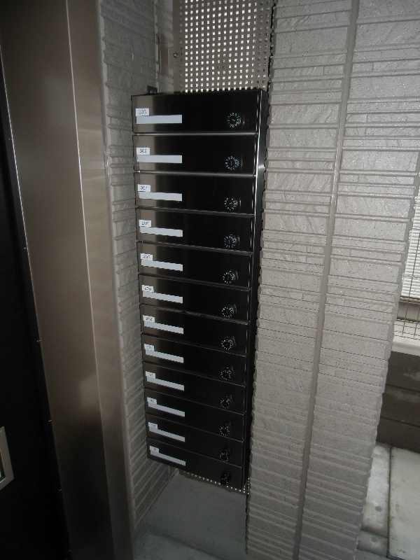 15/15 エントランス