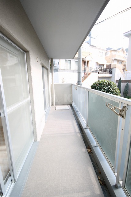 19/30 バルコニー