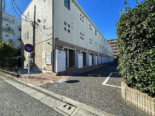 14/14 エントランス