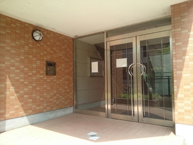 14/23 エントランス