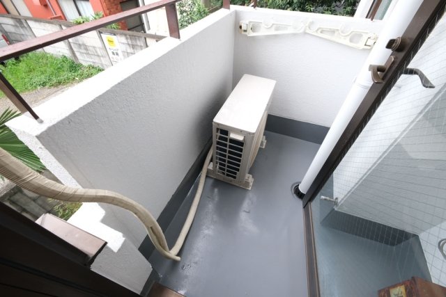 13/19 バルコニー