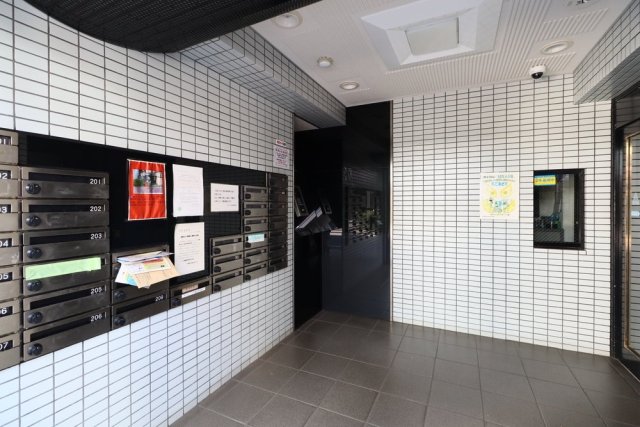 19/21 エントランス