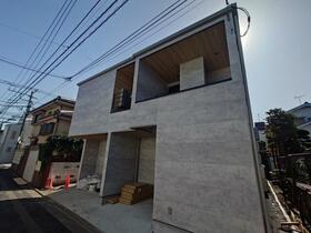 15/19 エントランス