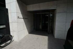 14/14 エントランス