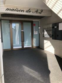 16/16 エントランス