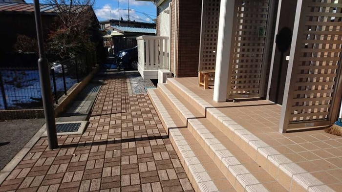 2/3 エントランス