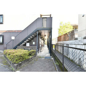 14/15 エントランス