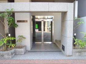 2/3 エントランス