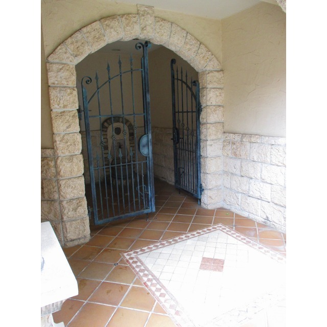 21/28 エントランス