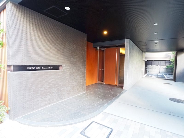 20/25 エントランス