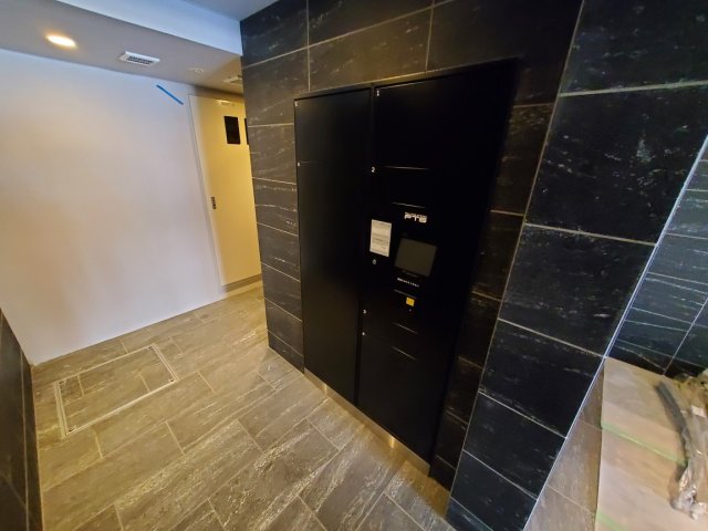 22/22 エントランス