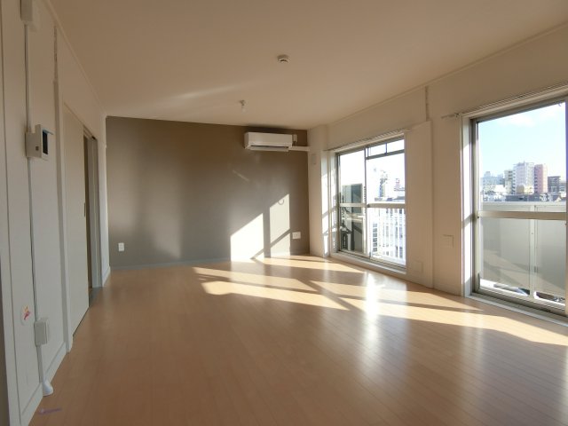 2/25 リビング/ダイニング