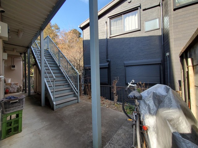 29/29 エントランス