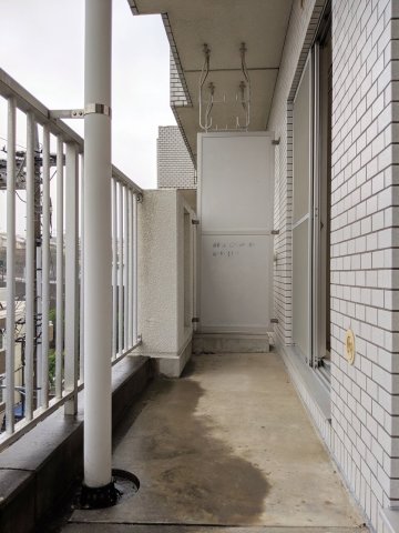 18/25 バルコニー