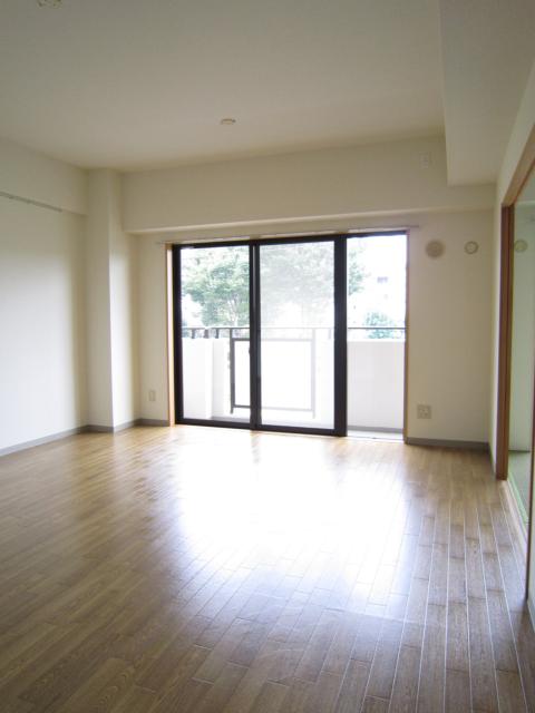 4/15 リビング/ダイニング