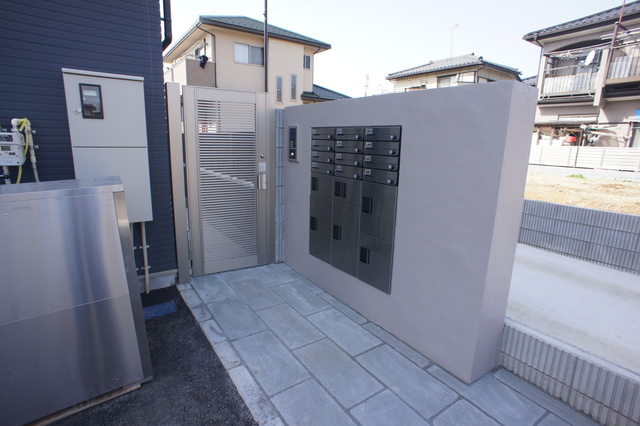 2/5 エントランス