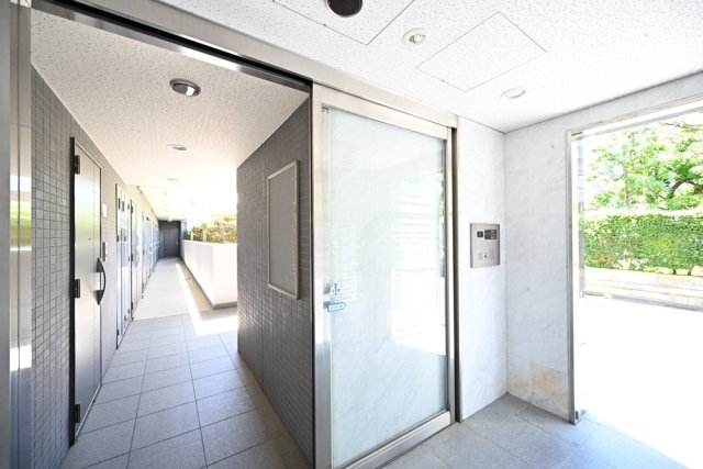 7/12 エントランス