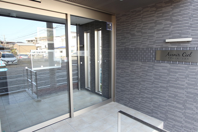 15/30 エントランス