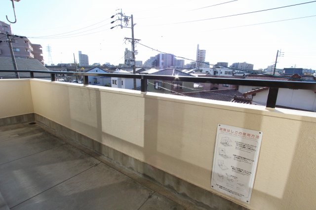 13/21 バルコニー