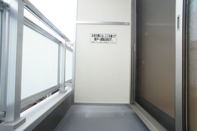 16/20 バルコニー